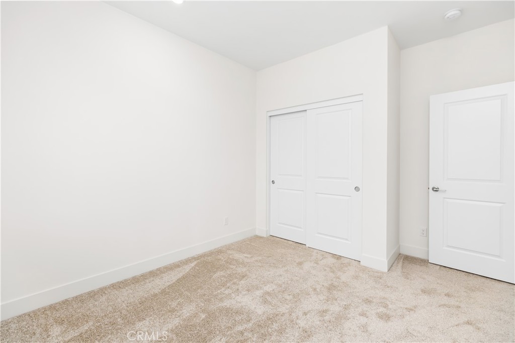 MLS #OC25112851 img 30