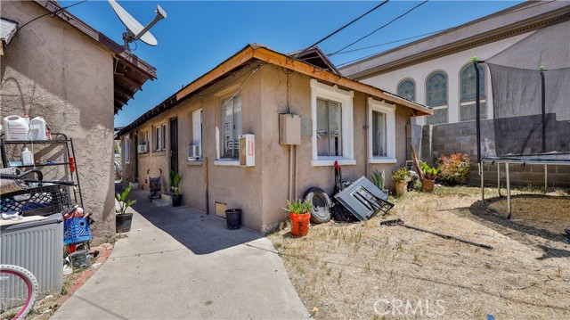 120 W Heald Avenue, Lake Elsinore CA: https://media.crmls.org/medias/e987f86a-6ed4-44f2-894e-23f47d605012.jpg