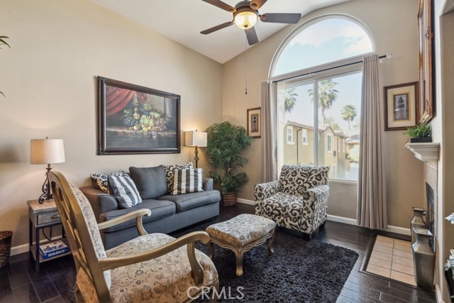 Detail Gallery Image 6 of 31 For 27891 Cactus Ave a,  Moreno Valley,  CA 92555 - 2 Beds | 2 Baths