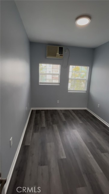Detail Gallery Image 12 of 17 For 1032 S Normandie Ave #202,  Los Angeles,  CA 90006 - 2 Beds | 1 Baths
