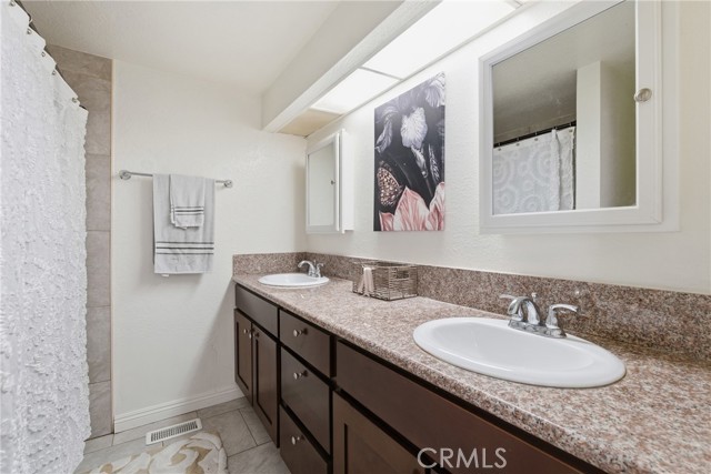 1602 Byron Court, Pomona CA: https://media.crmls.org/medias/e9891829-4a0e-44d9-afc4-1eb9f4499b34.jpg