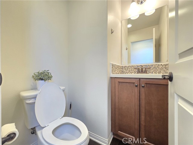 Detail Gallery Image 15 of 40 For 1127 Wright Ln, Fullerton,  CA 92833 - 4 Beds | 3/1 Baths