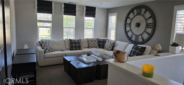 Detail Gallery Image 7 of 29 For 17190 Pioneer, San Bernardino,  CA 92407 - 3 Beds | 2/1 Baths