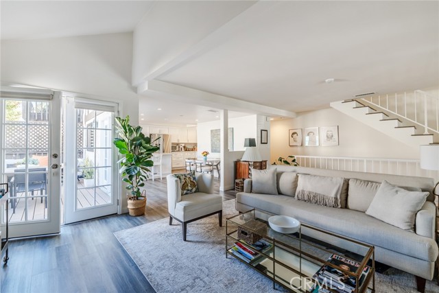 240 Broadway, Redondo Beach, California 90277, 3 Bedrooms Bedrooms, ,1 BathroomBathrooms,Residential,For Sale,Broadway,SB25240490