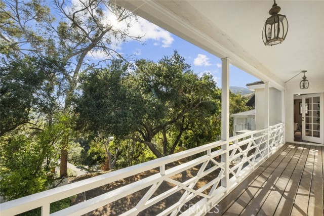 Detail Gallery Image 19 of 54 For 1815 Las Flores Dr, Glendale,  CA 91207 - 4 Beds | 3 Baths