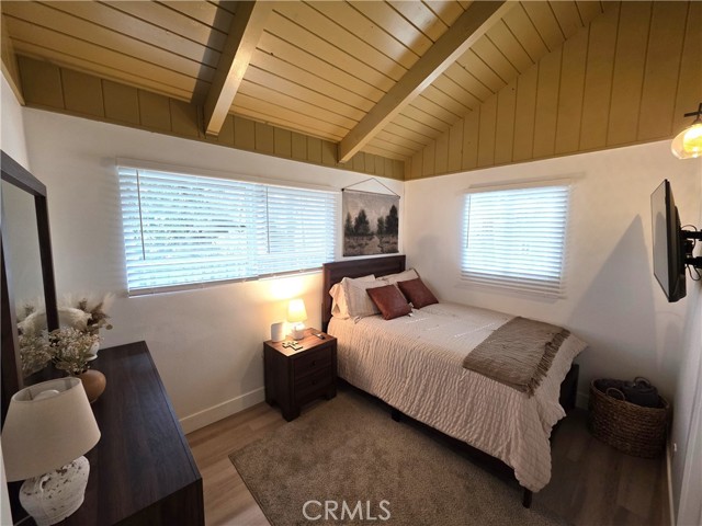 Detail Gallery Image 11 of 18 For 738 W Victoria Ct, Lake Arrowhead,  CA 92352 - 3 Beds | 2 Baths