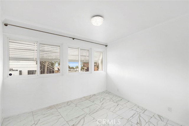 Detail Gallery Image 4 of 8 For 245 Aster St #7,  Laguna Beach,  CA 92651 - 2 Beds | 1 Baths