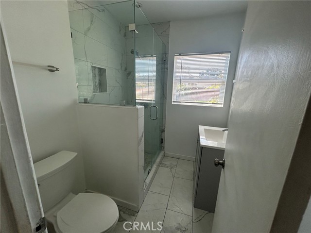2736 East Jackson photo 7