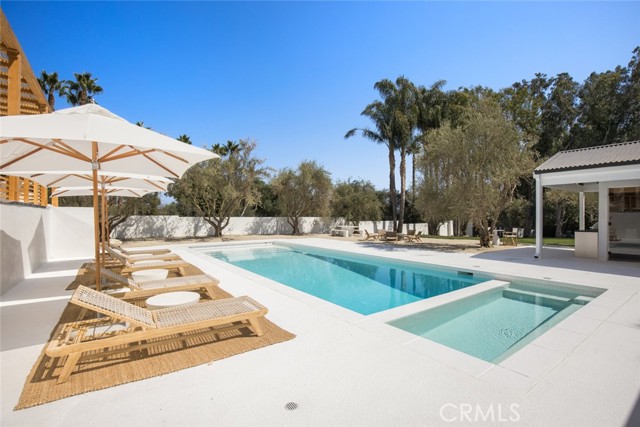 27405 Pacific Coast Highway, Malibu CA: https://media.crmls.org/medias/e98caac3-9597-4c05-81e4-de94f13854da.jpg