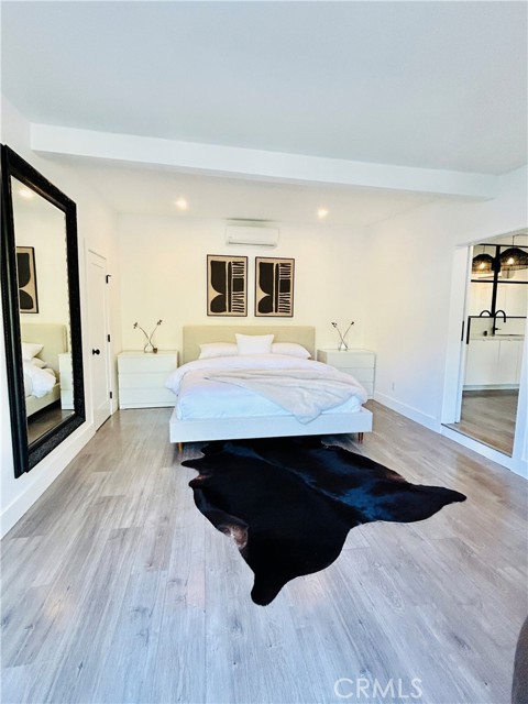 5437 Ventura Canyon Avenue, Sherman Oaks CA: https://media.crmls.org/medias/e98d96be-cecd-41ad-a6e8-c6d7ca8be505.jpg