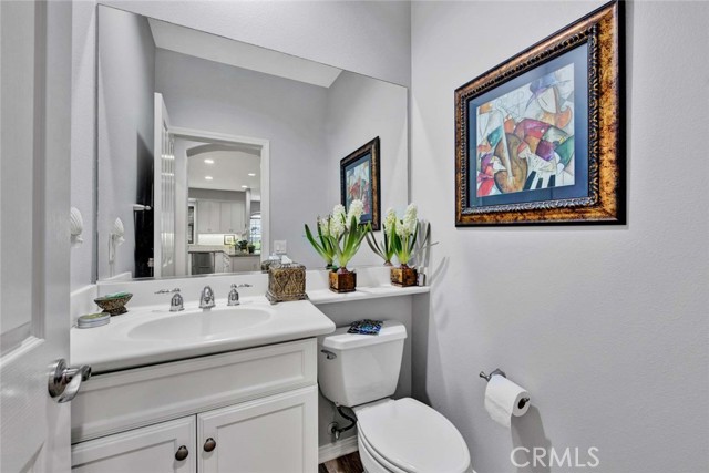 Detail Gallery Image 8 of 33 For 15203 Linden Way, Tustin,  CA 92782 - 3 Beds | 2/1 Baths