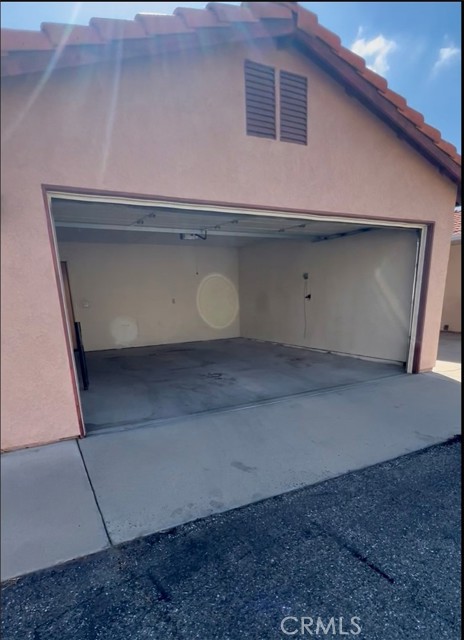 446 Camino Corto, San Jacinto CA: https://media.crmls.org/medias/e98ebfd9-fae3-43fe-b337-4492a195dfc8.jpg