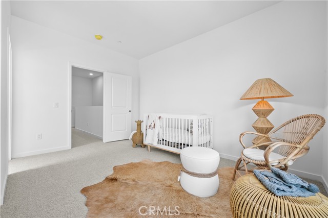 Detail Gallery Image 17 of 28 For 9423 N Sepulveda Blvd #1,  North Hills,  CA 91343 - 3 Beds | 3/1 Baths