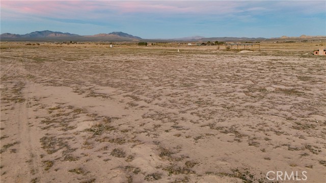 Detail Gallery Image 11 of 16 For 793 Locust Ave, Lucerne Valley,  CA 92356 - – Beds | – Baths