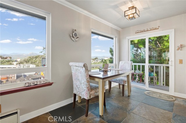 Detail Gallery Image 16 of 53 For 2540 Bay Vista Ln, Los Osos,  CA 93402 - 3 Beds | 2/1 Baths