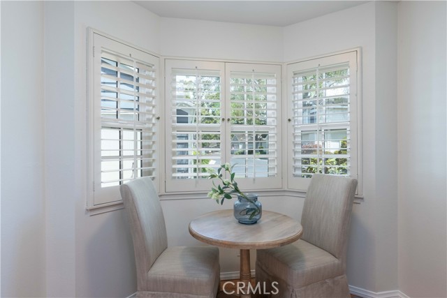 481 Kakkis Drive, Long Beach CA: https://media.crmls.org/medias/e992c1de-8a13-4130-a334-d23df93fea04.jpg