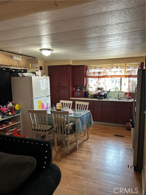 Detail Gallery Image 5 of 14 For 760 E 9th St #79,  San Bernardino,  CA 92410 - 2 Beds | 1 Baths