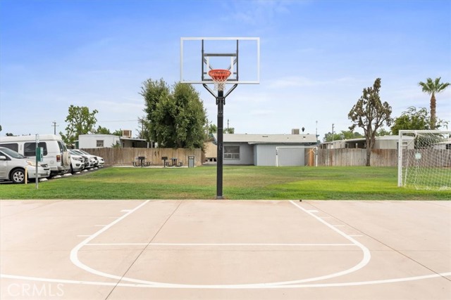 Detail Gallery Image 24 of 29 For 113 Cedarwood Ln, Bakersfield,  CA 93308 - 2 Beds | 2 Baths