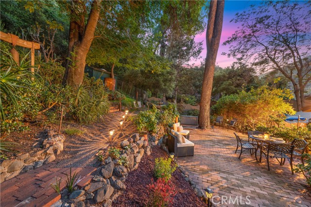 29772 Silverado Canyon Road, Silverado Canyon CA: https://media.crmls.org/medias/e99476b3-2fbc-4b3b-aab6-7a55eb6415f1.jpg