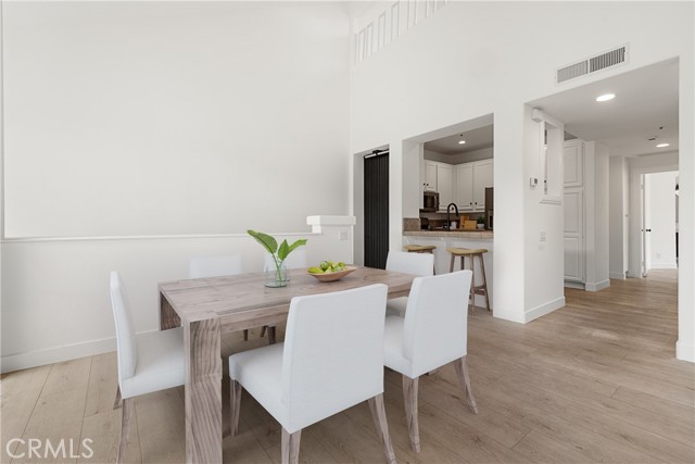 1 Overture Lane, Aliso Viejo CA: https://media.crmls.org/medias/e994ae24-eafb-40f7-9c87-aae710a17890.jpg
