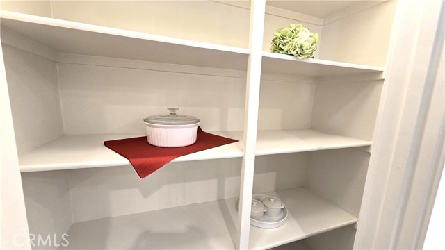 610 Cultivate, Irvine CA: https://media.crmls.org/medias/e9952ab6-f9d5-47fb-8f1d-571213b22e09.jpg