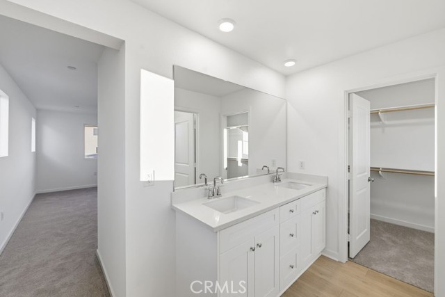 Detail Gallery Image 9 of 28 For 33202 Damask Ln, French Valley,  CA 92596 - 3 Beds | 2/1 Baths