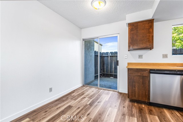 Detail Gallery Image 6 of 29 For 2030 Pine St, Paso Robles,  CA 93446 - 2 Beds | 1/1 Baths