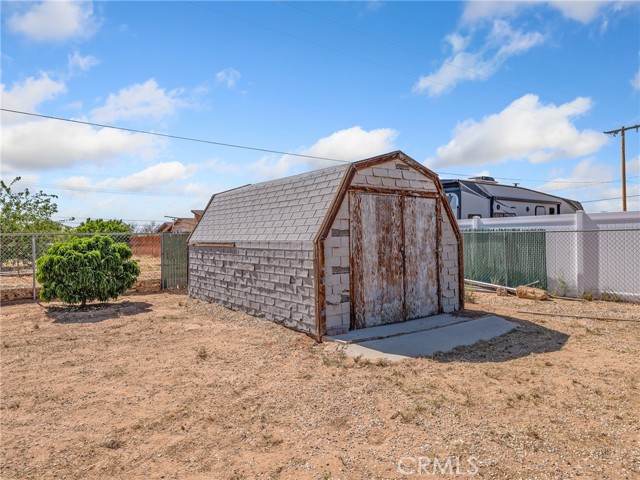 Detail Gallery Image 27 of 37 For 11070 Neola Rd, Apple Valley,  CA 92308 - 3 Beds | 2 Baths