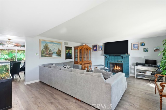 Detail Gallery Image 5 of 22 For 13435 Chase St, Arleta,  CA 91331 - 4 Beds | 2 Baths