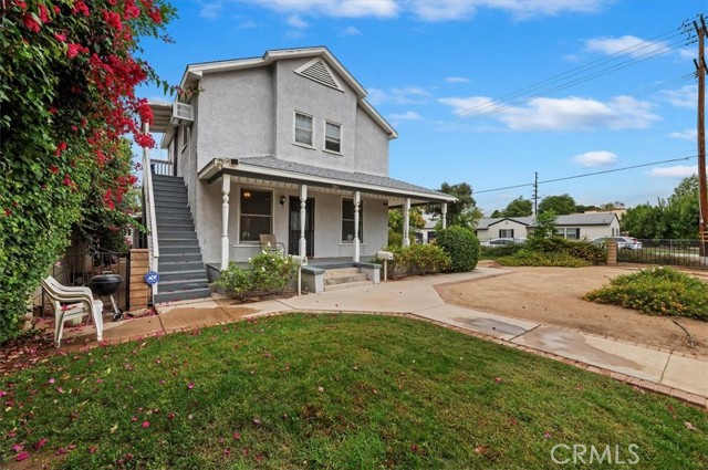 Detail Gallery Image 4 of 34 For 323 E Colton, Redlands,  CA 92374 - 3 Beds | 2 Baths