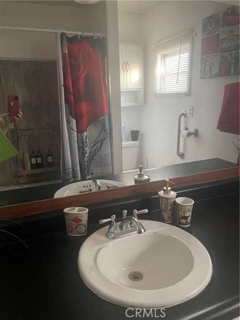69510 Parkside Drive, Desert Hot Springs CA: https://media.crmls.org/medias/e999895d-3039-498c-974d-7bf642fcf9f2.jpg