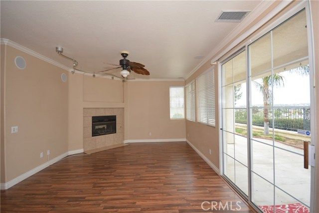 Detail Gallery Image 5 of 29 For 44982 Camino Veste, Temecula,  CA 92592 - 3 Beds | 2/1 Baths