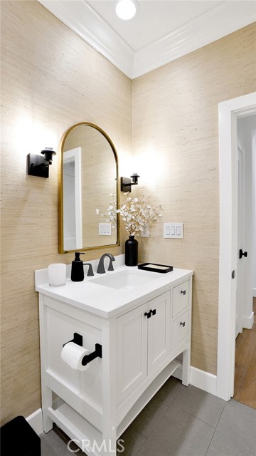 33 Via Armilla, San Clemente CA: https://media.crmls.org/medias/e999c9df-4201-4083-932f-760736afb48b.jpg