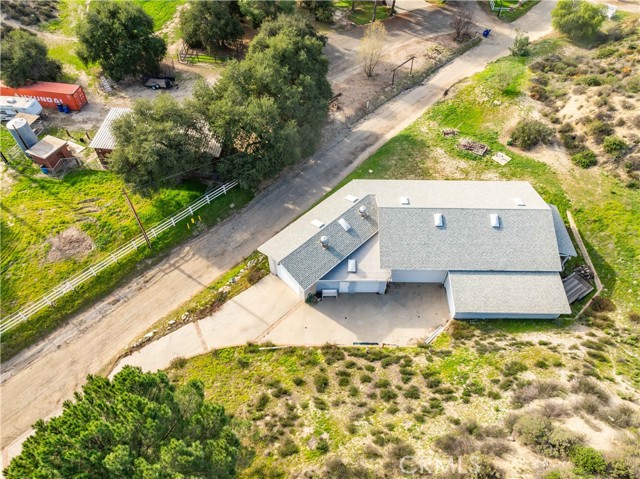 28132 Oak Spring Canyon, Canyon Country CA: https://media.crmls.org/medias/e999f939-8667-4f00-8bab-c1f6235c360c.jpg