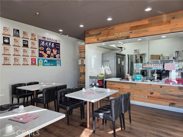 120 N San Gabriel Boulevard, San Gabriel CA: https://media.crmls.org/medias/e99a23f5-0cd9-4355-ba1e-b6f3721d5d90.jpg