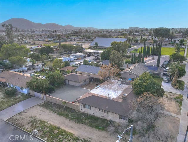 Detail Gallery Image 6 of 48 For 18087 San Bernardino, Bloomington,  CA 92316 - 3 Beds | 1/1 Baths