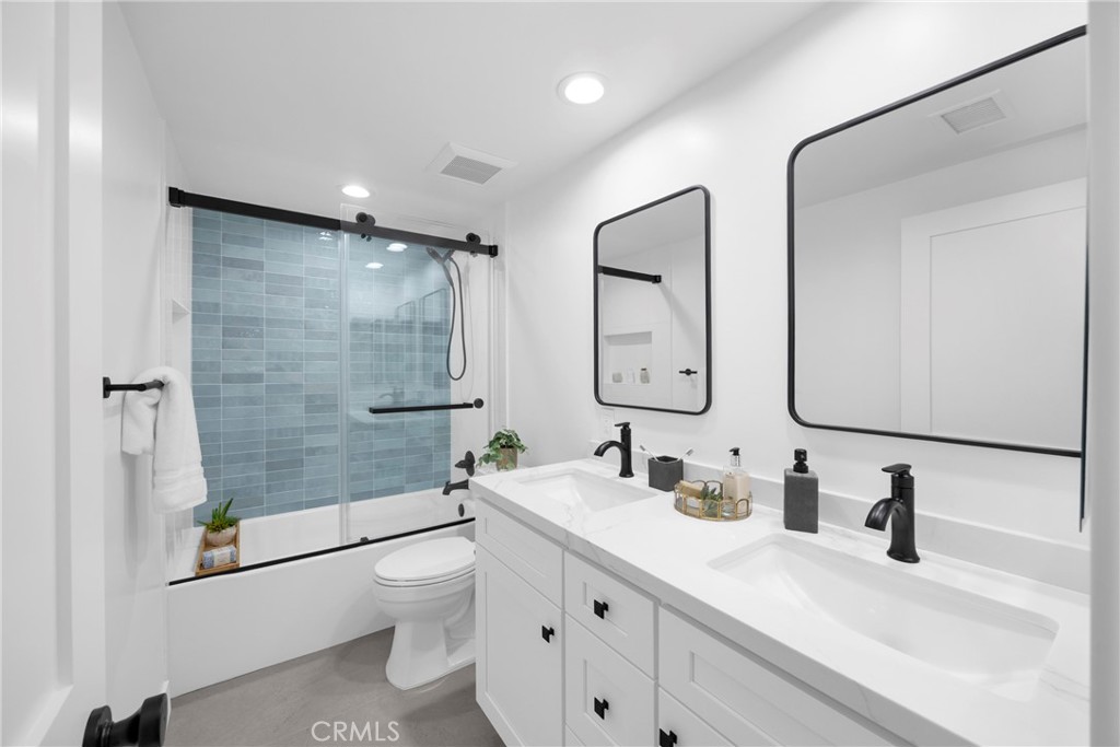 MLS #OC26167228 image #42