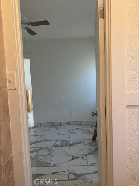 Detail Gallery Image 7 of 11 For 427 N Sutter St, Planada,  CA 95365 - 3 Beds | 1 Baths