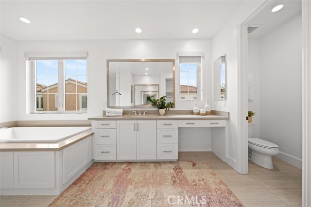 Detail Gallery Image 17 of 30 For 90 Rockinghorse, Irvine,  CA 92602 - 4 Beds | 4/1 Baths