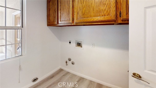 2930 Juniper Drive, Corona CA: https://media.crmls.org/medias/e99bf327-b6c4-4924-b584-4eb07d9685d9.jpg