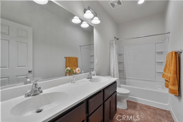Detail Gallery Image 21 of 35 For 1444 San Pedro St, Los Banos,  CA 93635 - 4 Beds | 2 Baths