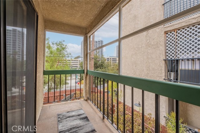 Detail Gallery Image 26 of 37 For 330 Burchett St #206,  Glendale,  CA 91203 - 3 Beds | 2 Baths