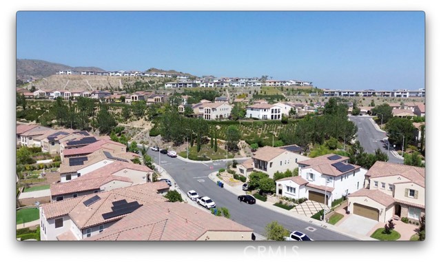 Detail Gallery Image 31 of 41 For 11701 Cetona Way, Porter Ranch,  CA 91326 - 5 Beds | 5 Baths