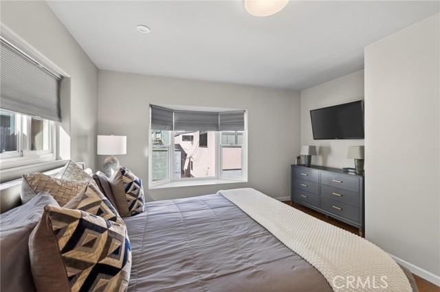 Detail Gallery Image 34 of 73 For 28 10th Ct (9th St Walkstreet), Hermosa Beach,  CA 90254 - – Beds | – Baths