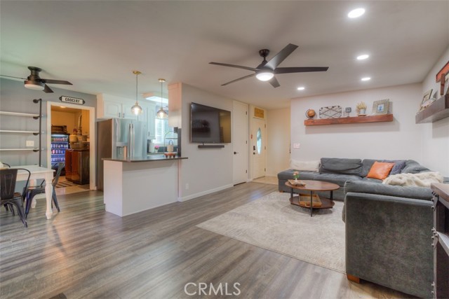 Detail Gallery Image 8 of 41 For 2225 Mariposa Ave, Chico,  CA 95926 - 3 Beds | 2 Baths