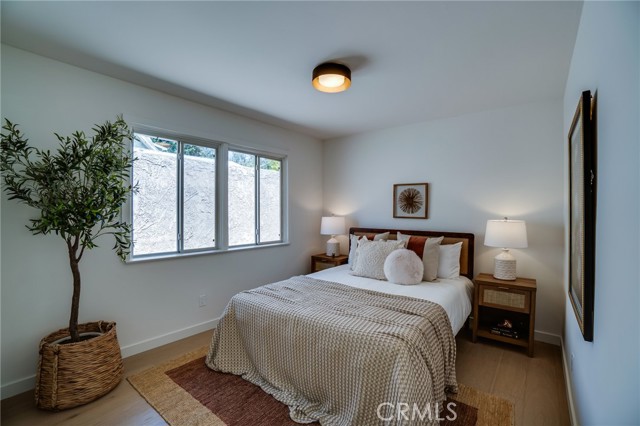 1393 Navarro Avenue, Pasadena CA: https://media.crmls.org/medias/e9a05c75-6bfa-4b62-8bad-2418a4c2b3b2.jpg