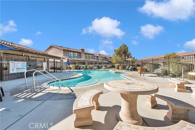 Detail Gallery Image 49 of 50 For 14119 Jicarilla Road, #204, Apple Valley,  CA 92307 - 3 Beds | 2/1 Baths