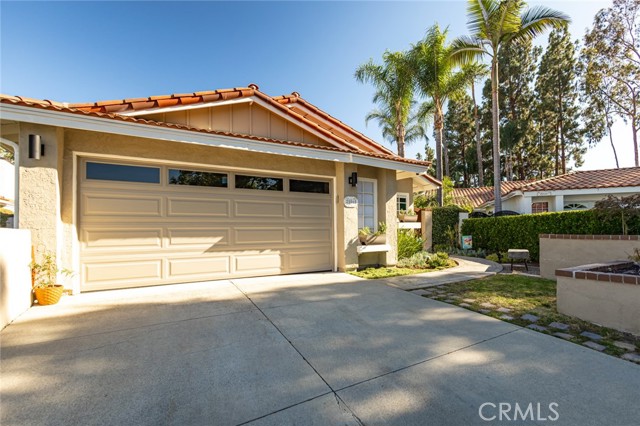25065 Sunset W Place, Laguna Hills CA: https://media.crmls.org/medias/e9a08c75-5e2d-4df1-94e7-6714023dfb86.jpg