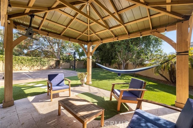 2919 Gibson Place, Redondo Beach, California 90278, 5 Bedrooms Bedrooms, ,4 BathroomsBathrooms,Residential,Sold,Gibson,SB22156607