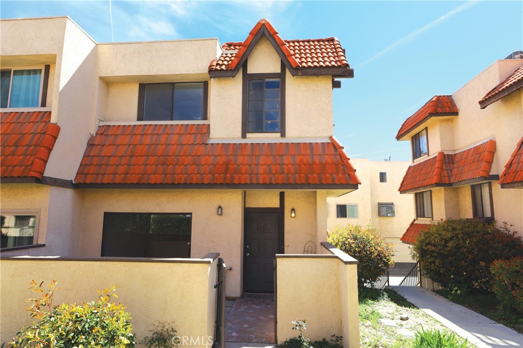 27623 Nugget Dr #4 Drive #4